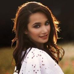 Down By The Salley Gardens-Laura Wright-MV