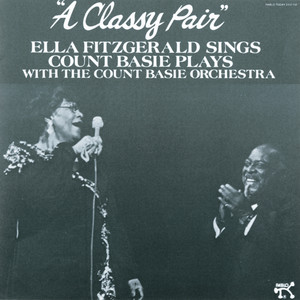 Ella Fitzgerald&Count Basie《I'm Getting Sentimental Over You(Album Version)》[MP3_LRC]