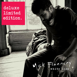 Mick Flannery《Near or Far(Live at Cork Opera House)》[MP3_LRC]