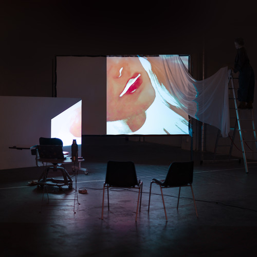 Romance Con la Luna (Remix)