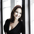 Gloria Estefan