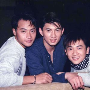 小虎队&张克帆&李子恒&黄仲齐《故事+秋蝉(1995台湾龙腾虎啸演唱会)》[MP3_LRC]