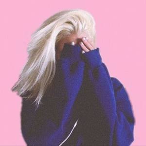 I'm Not Giving Up (prod. oilcolor) - VELVETEARS&Dub