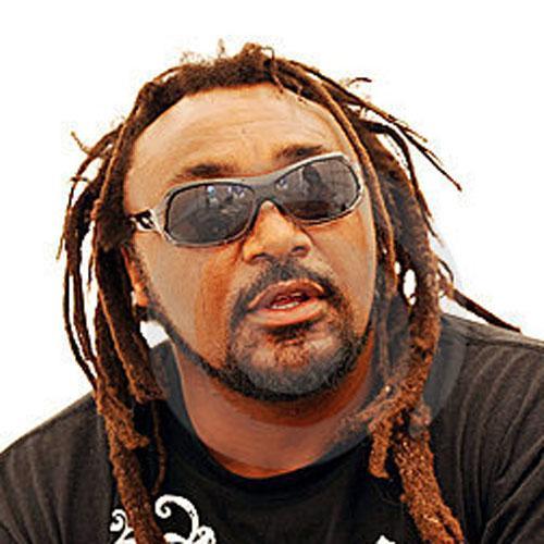Benji Webbe&Andrew W. Boss