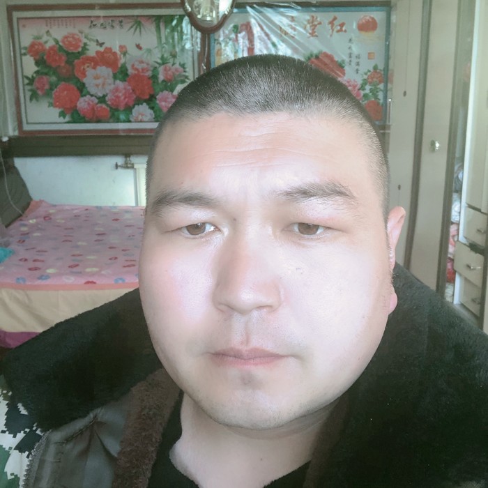 祁大脑袋