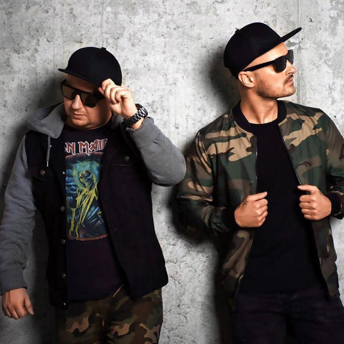 Super Bomb (DJ版片段) - Dirty Rush & Gregor Es&Robert M