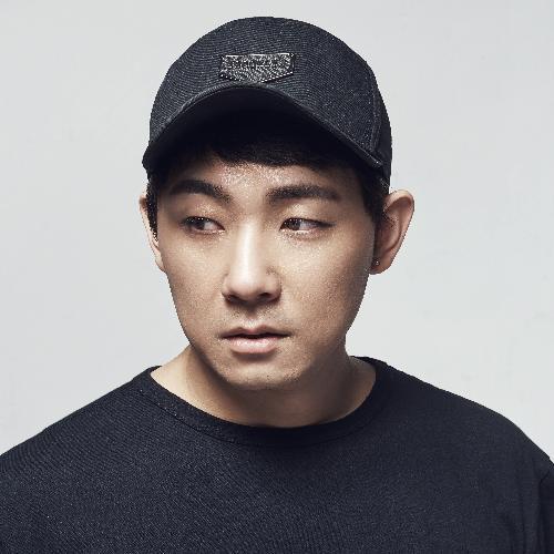 VILLIANMX,，吴赫伦Alex x，崔天琪 - 深红 - 吴赫伦Alexso