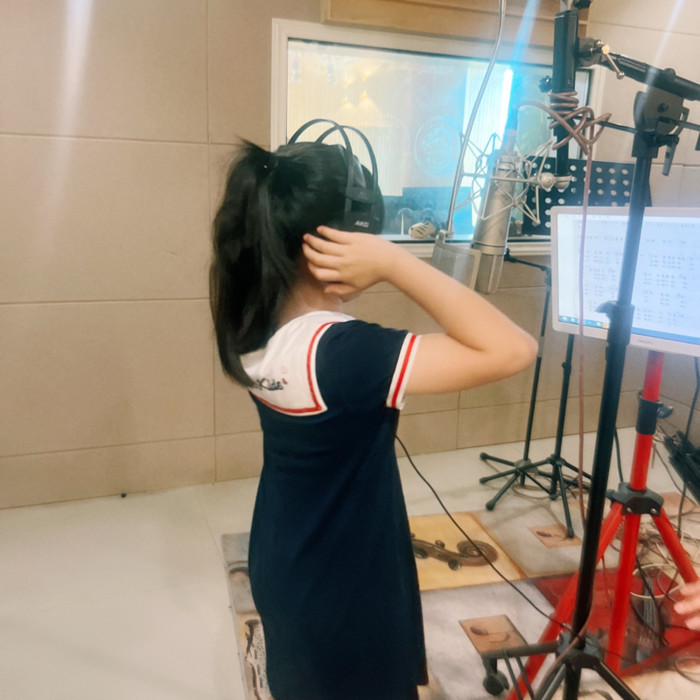 小于爱唱歌