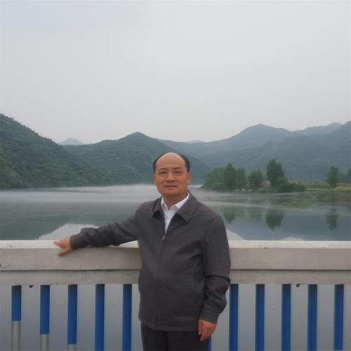 我是一朵浪花(伴奏) - 吴玉叶
