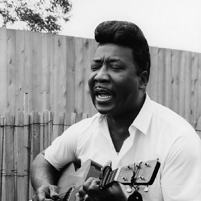 She's Nineteen Years Old - Muddy Waters
