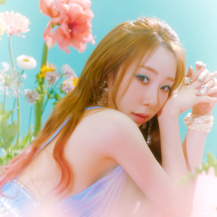 WJSN Yeonjung & Dawon singing 'Starlight' Cover Ver. (Original song  Taeyeon) LIVE of Time (Feat.2200)（Live） - 유연정