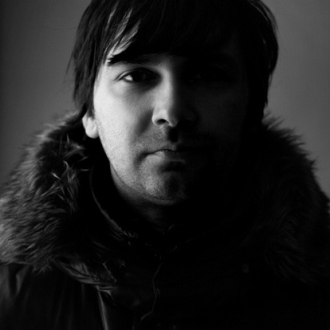 walks the night (original mix|- remix) - Robot Needs Oil