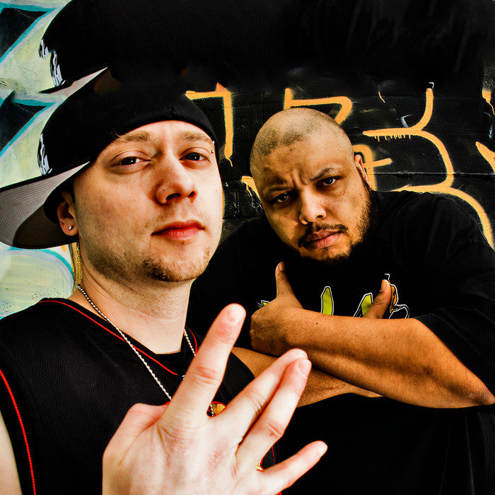 Smoke The Pain Away (feat. Twizted) - Potluck