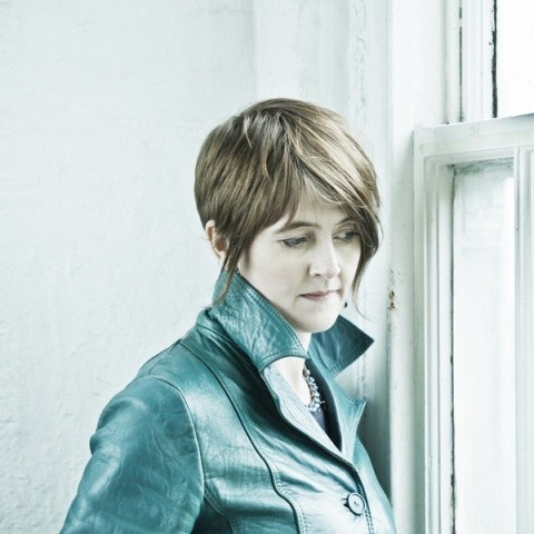 Harder to Walk These Days Than Run/Harder to Walk Jig - Karine Polwart