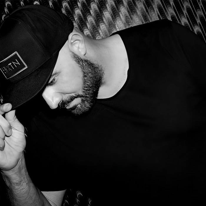 With U  (Original Mix)  - Frey&Earstrip