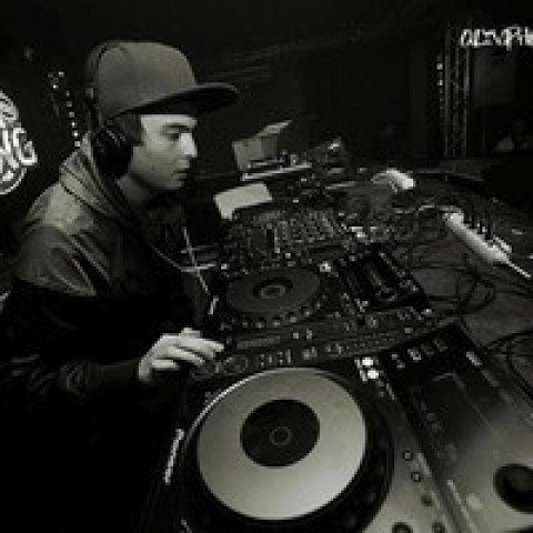Command Strange&Artificial Intelligence&Jamakabi