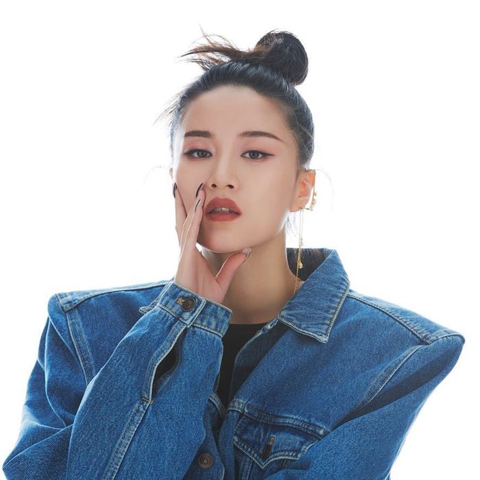 李嘉格&李霄云