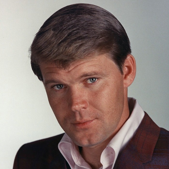 There's More Pretty Girls Than One - Glen Campbell