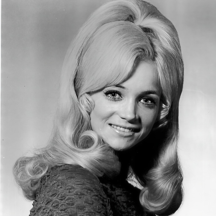 The Key's In The Mailbox - Barbara Mandrell