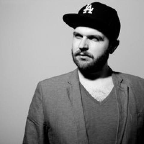 Night Away feat. Geraldine Roth (Original Mix) - remix - Daniel Dexter
