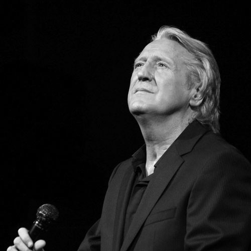 Can't Smile Without You / Mandy (Live) - Joe Longthorne