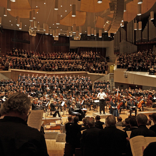 Orchestral Prelude - Rundfunkchor Berlin