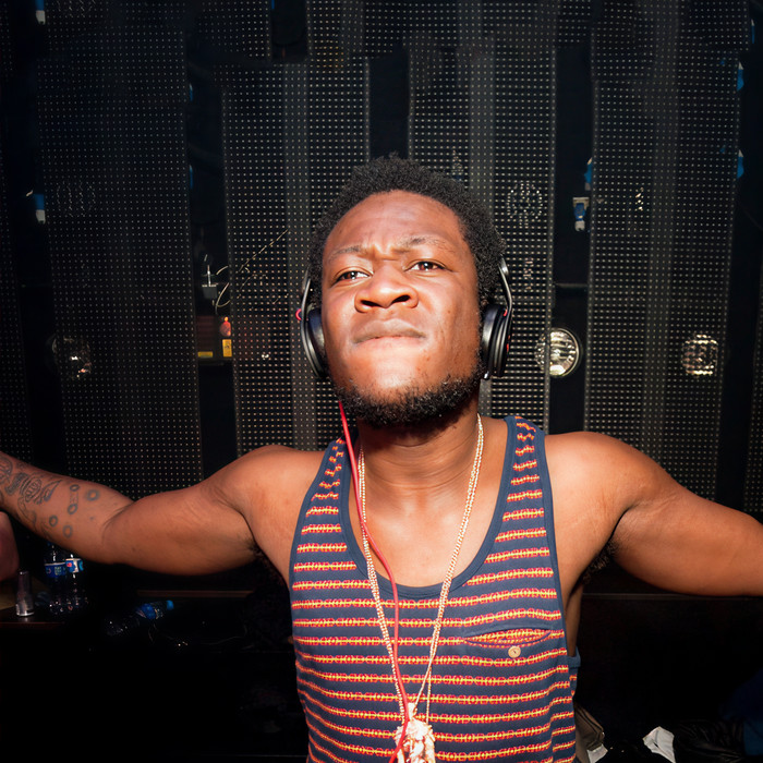 Youngman Tear It Out - Benga&Youngman