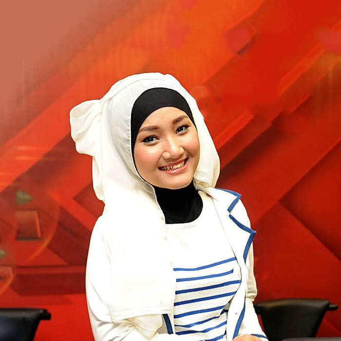 Away - Fatin