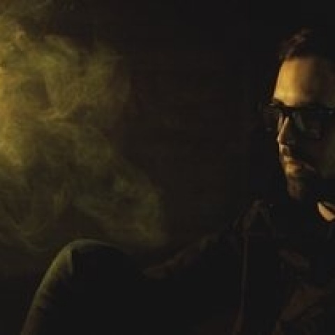 I Can Feel It Coming - Henry Saiz