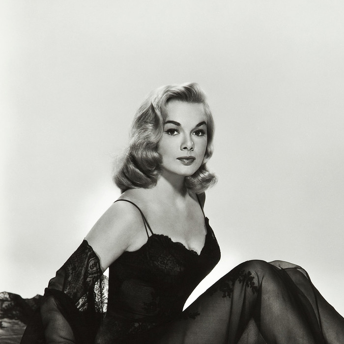 SKYLINE - Leslie Parrish