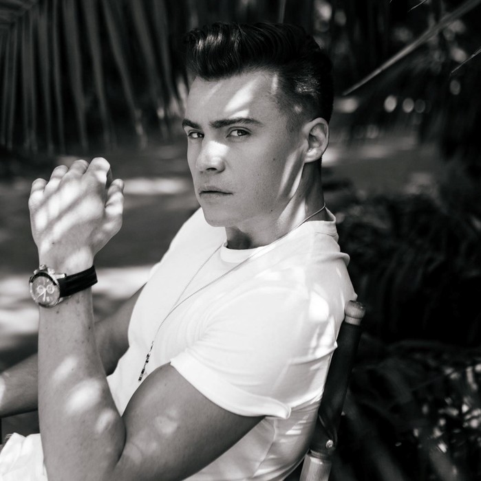 Dancing In The Sky - Shawn Hook