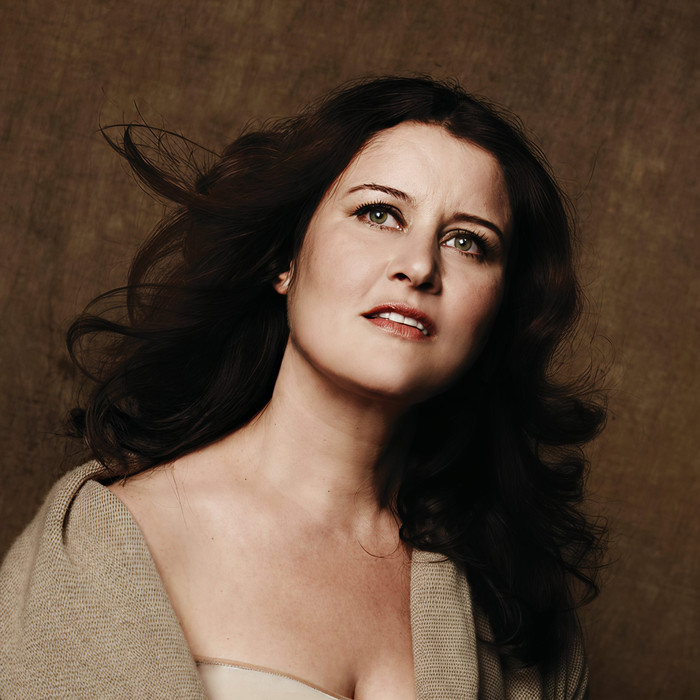 Chairoscuro - Paula Cole
