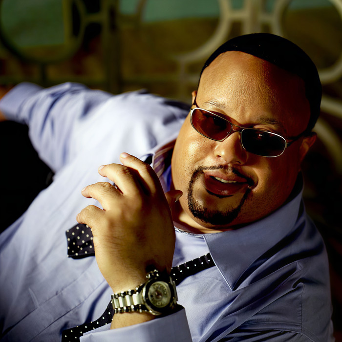 Jesus Be a Fence Around Me - Fred Hammond