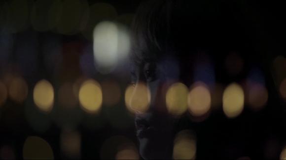 戴爱玲《醒了》