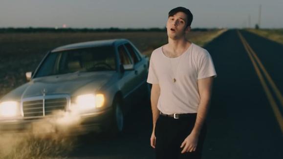 Lauv - Paris In The Rain