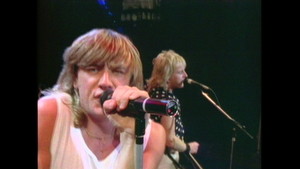 Def Leppard - Foolin'
