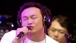 Life Goes On封面
